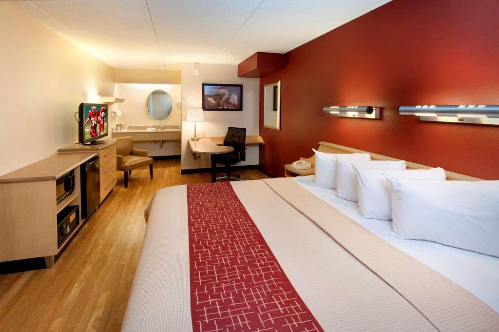 Red Roof Inn North Charleston Coliseum Room photo